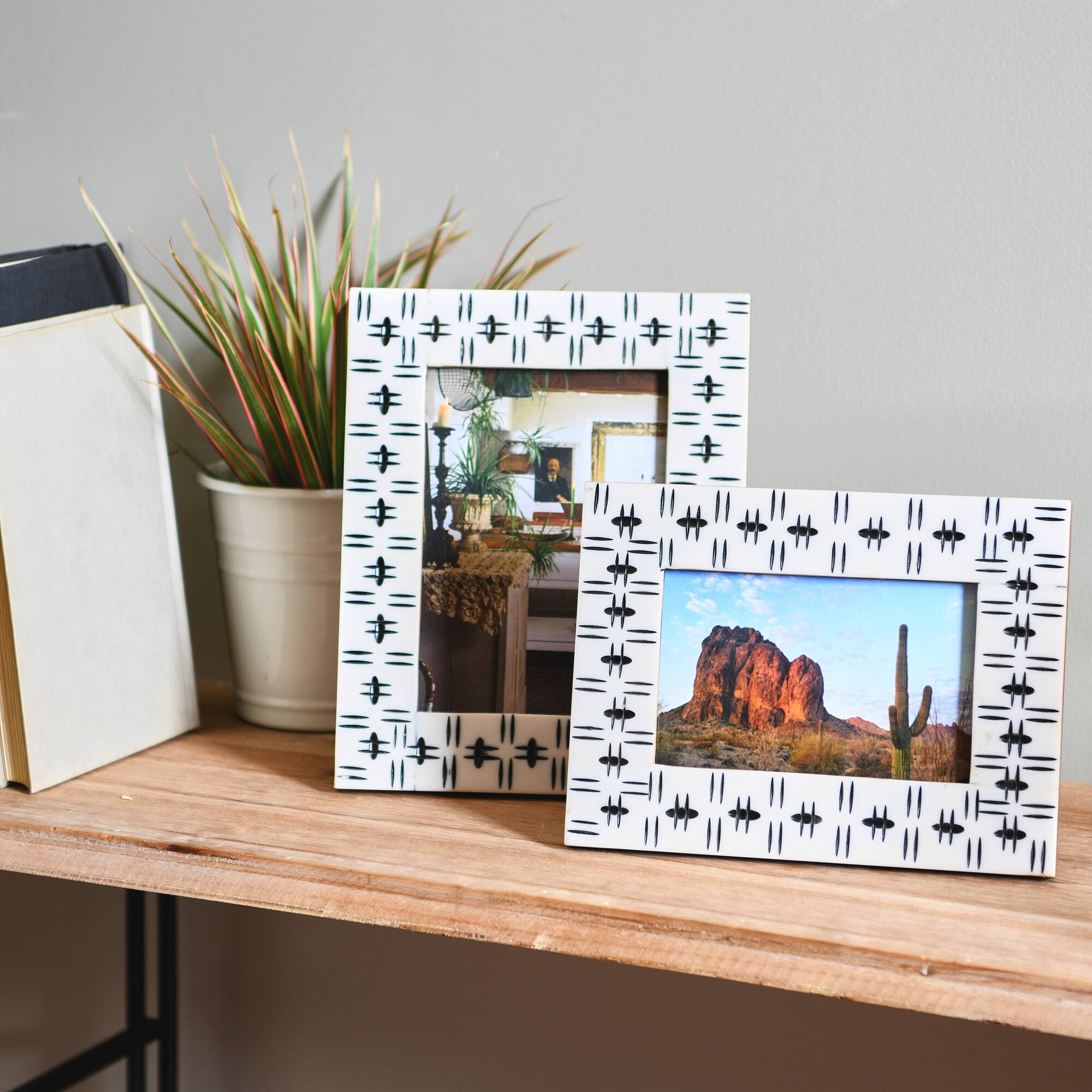 Hello Honey® 2 Pack Black & White Photo Frame